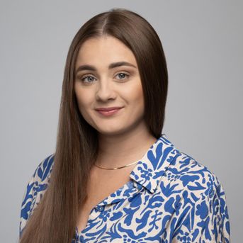 Zdjęcie przedstawiające Business and Finance Specialist kancelarii Dominikę Andrzejczuk
